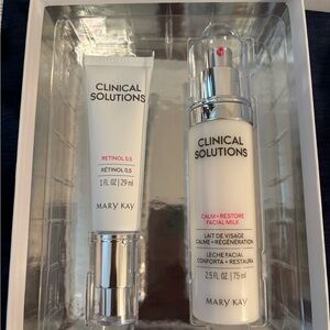 Mary Kay clinical solutions retinol 0.5 set. Exp. 06/26